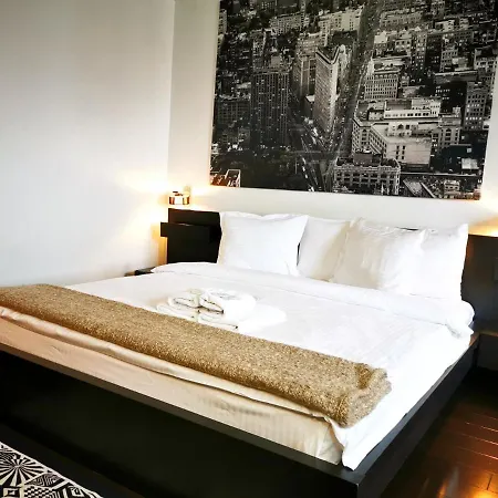 G By Mrg Apartment *